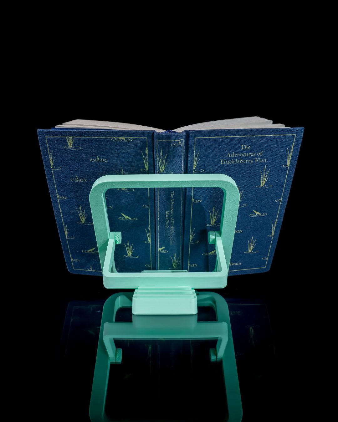 Foldable book stand / vouwbare boeken houder
