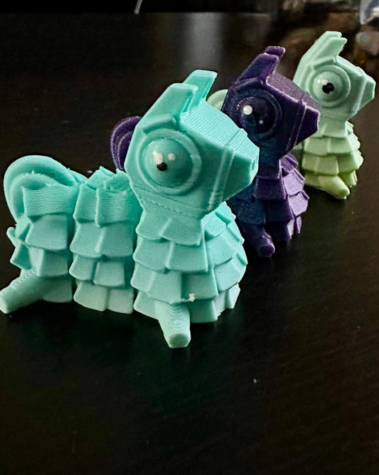 Pinata Lama