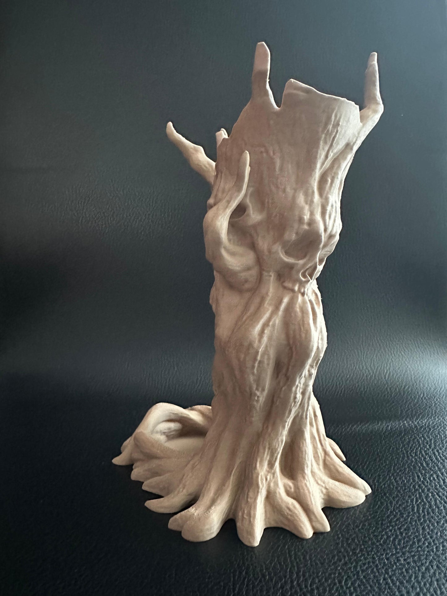 Dreadwood dice tower